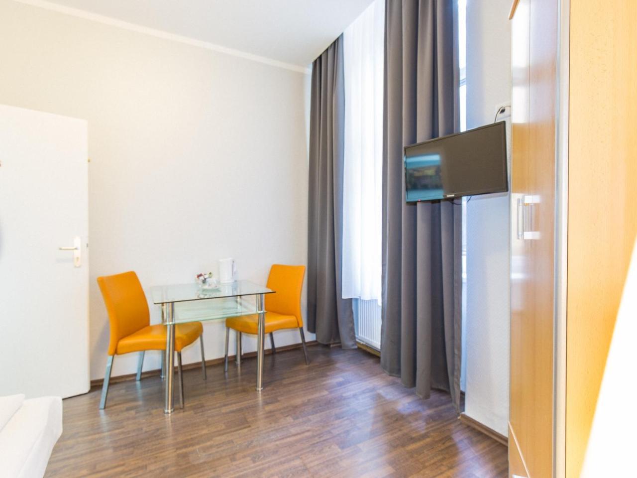 Pension Marie Prenzlauer Berg Berlin Exterior foto